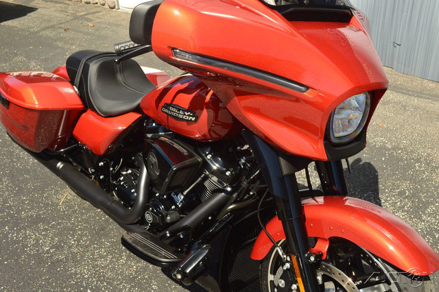 Street Glide®