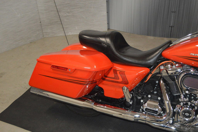 Street Glide® Special