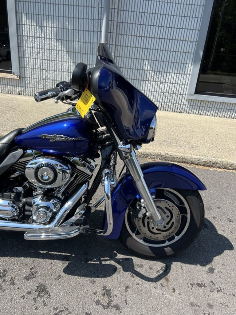 Street Glide®