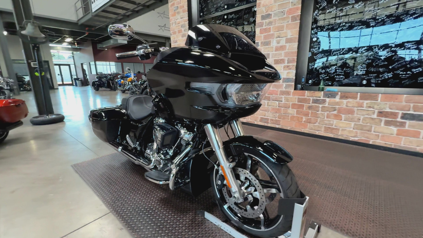 Road Glide®