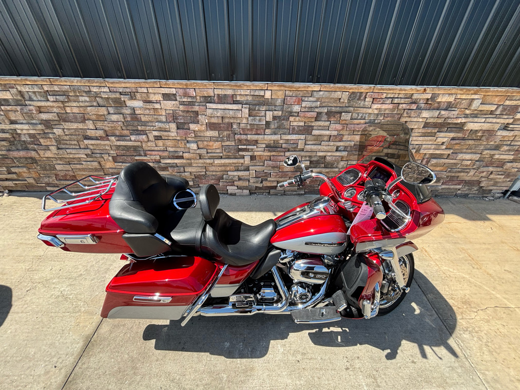 Road Glide® Ultra