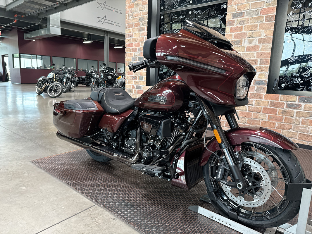 CVO® Street Glide®