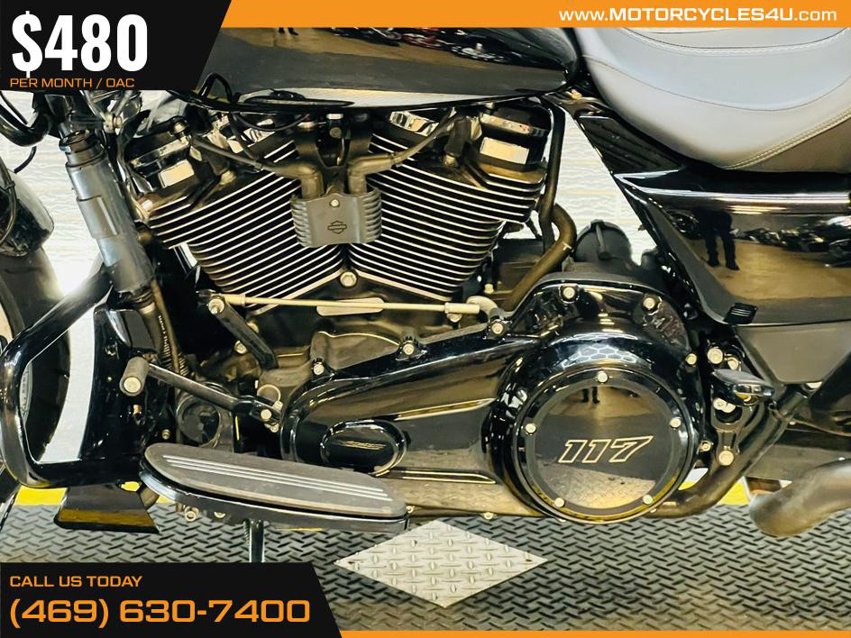 Road Glide®