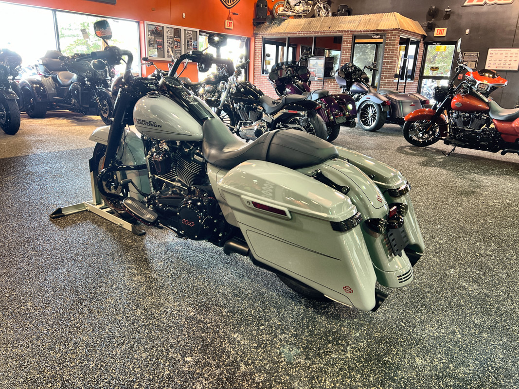 Road King® Special