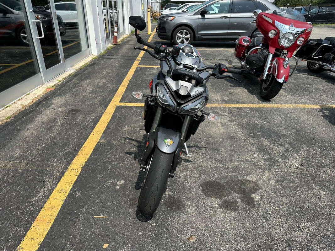 Street Triple RS