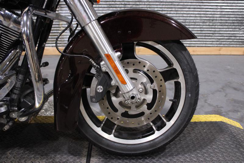 Street Glide®