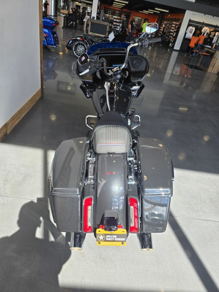 Road Glide®