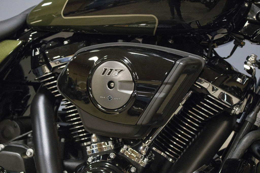 Street Glide®