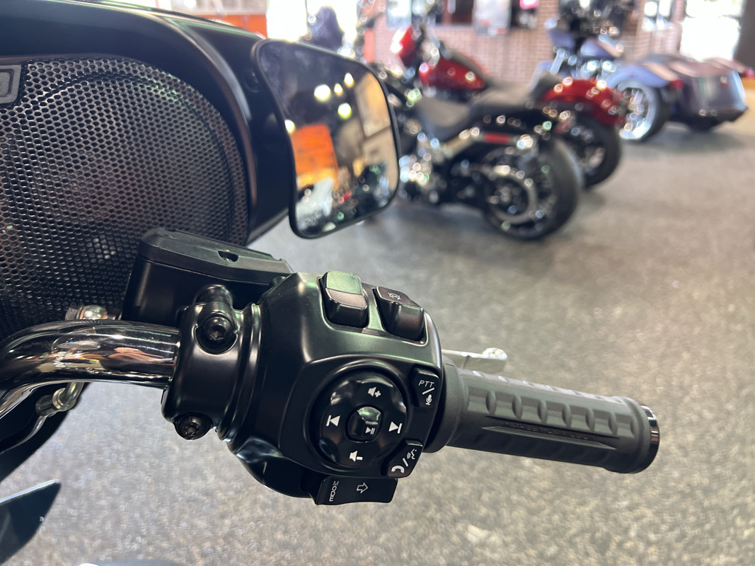 Street Glide® Ultra