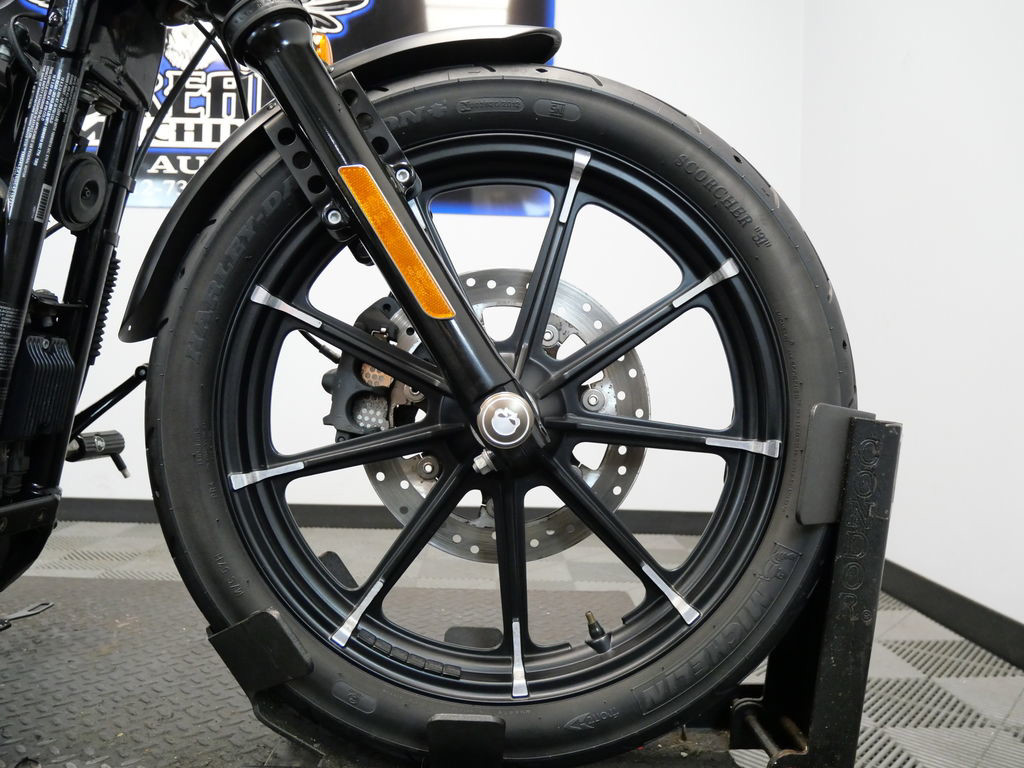 Sportster® Iron 883®