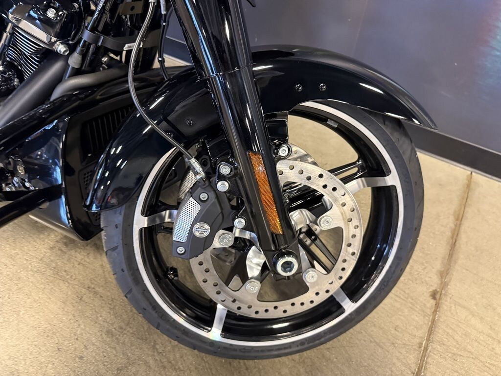Street Glide®