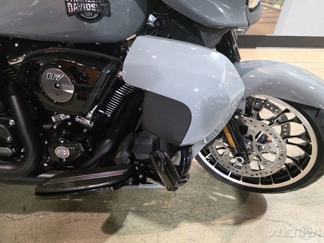 Street Glide® Limited