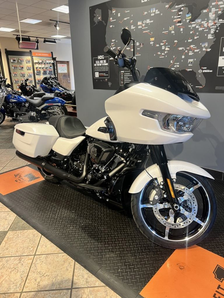 Road Glide®