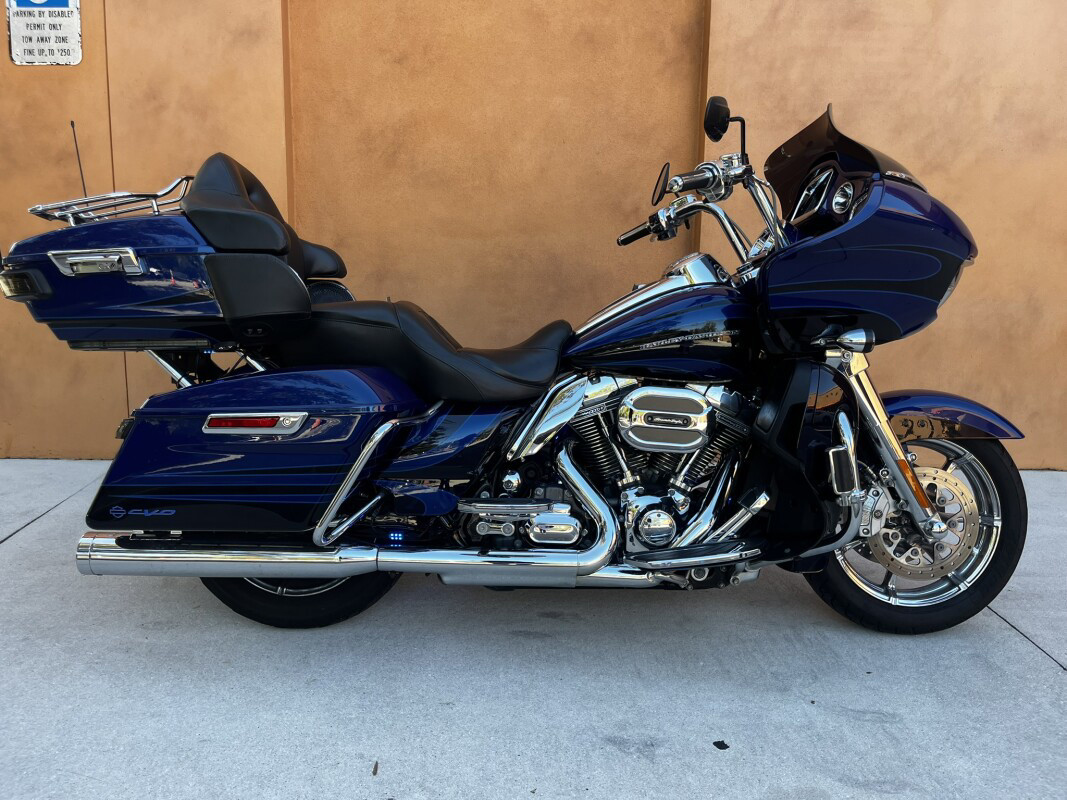 CVO® Road Glide® Ultra