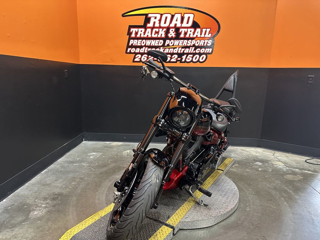 CVO® Pro Street Breakout®
