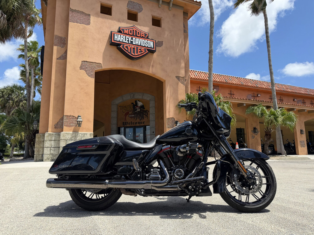 CVO® Street Glide®