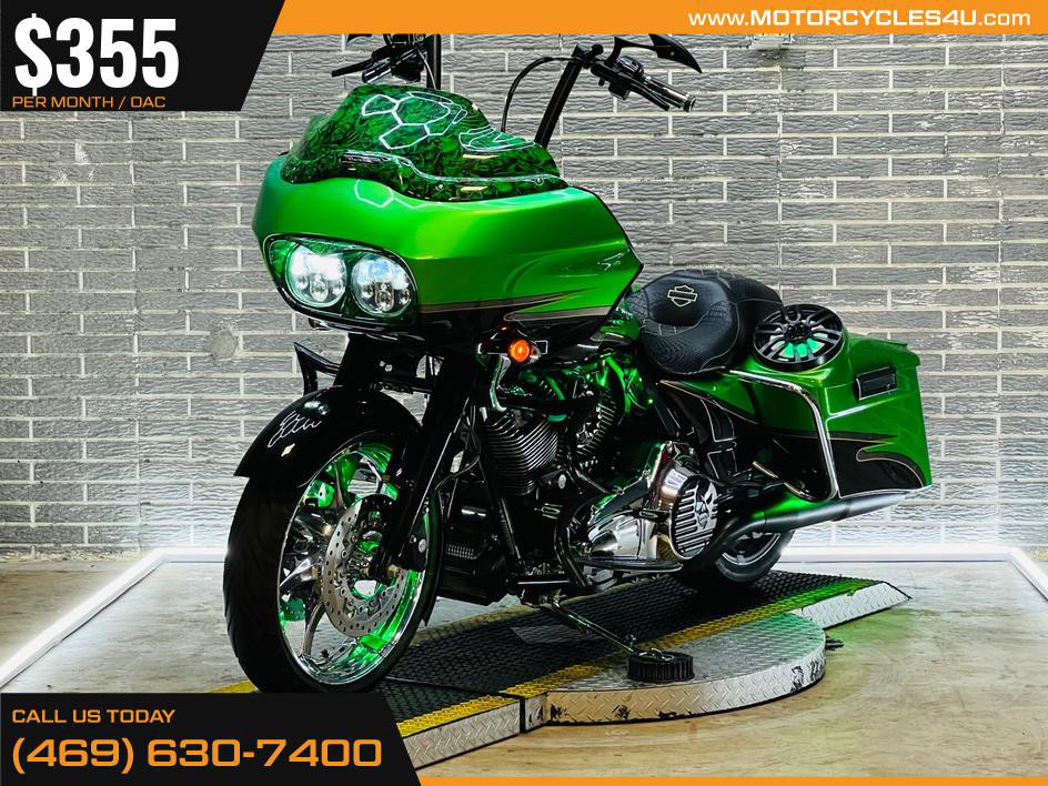 Road Glide®