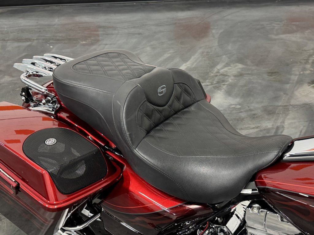 CVO® Street Glide®