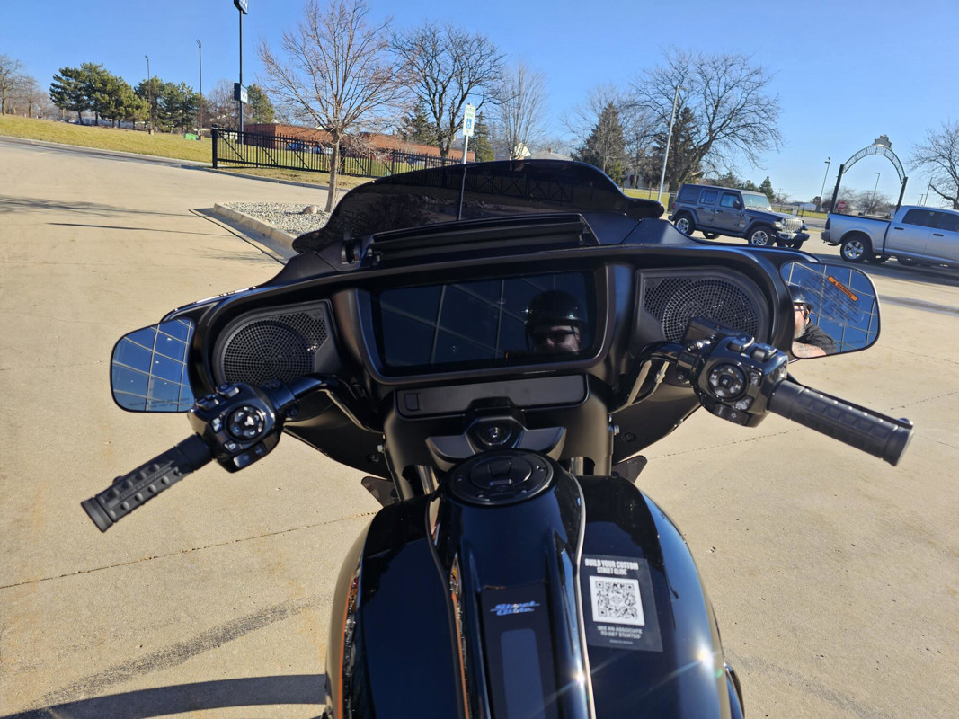 Street Glide®