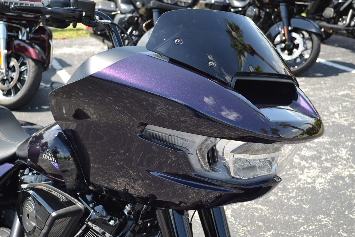 Road Glide®