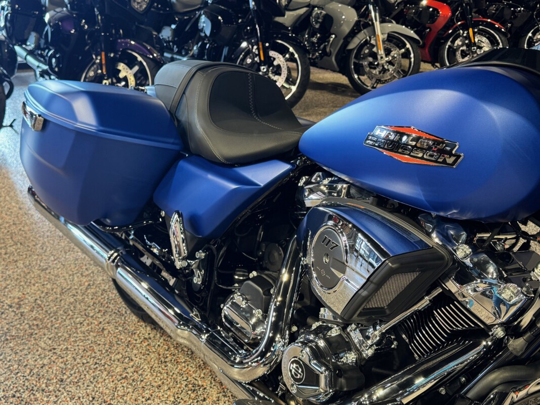 Street Glide®