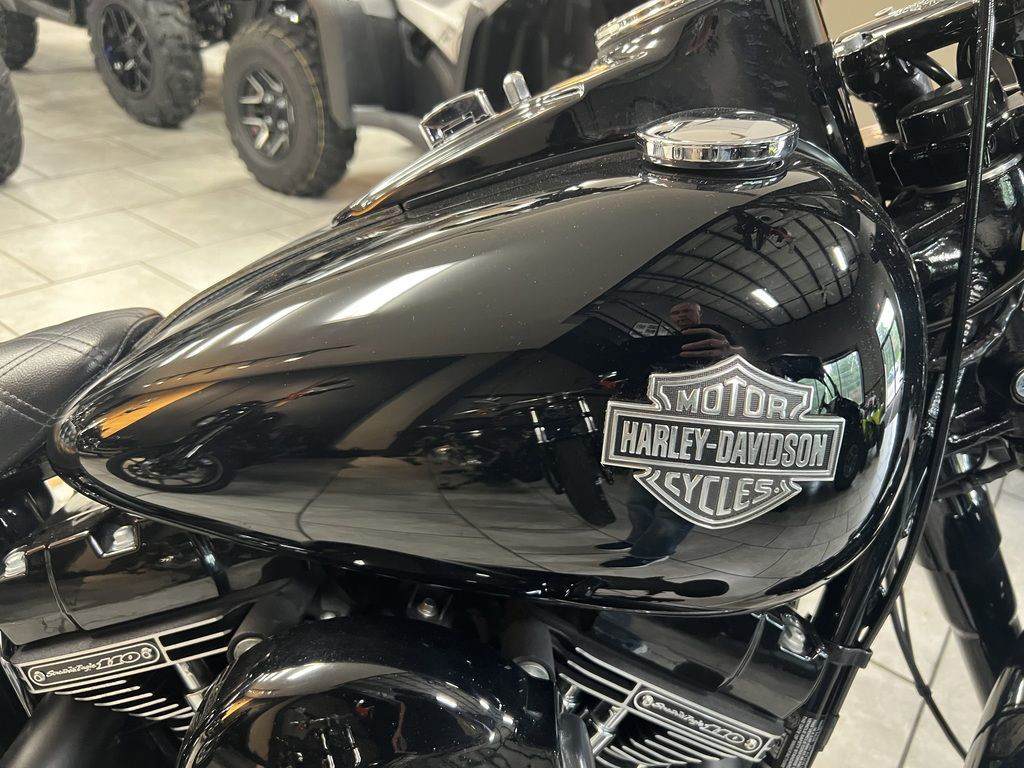 Softail® Slim® S