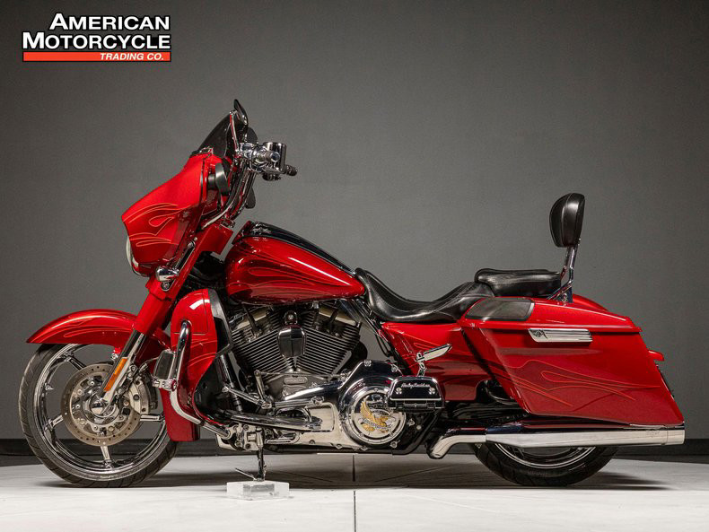 CVO® Street Glide®