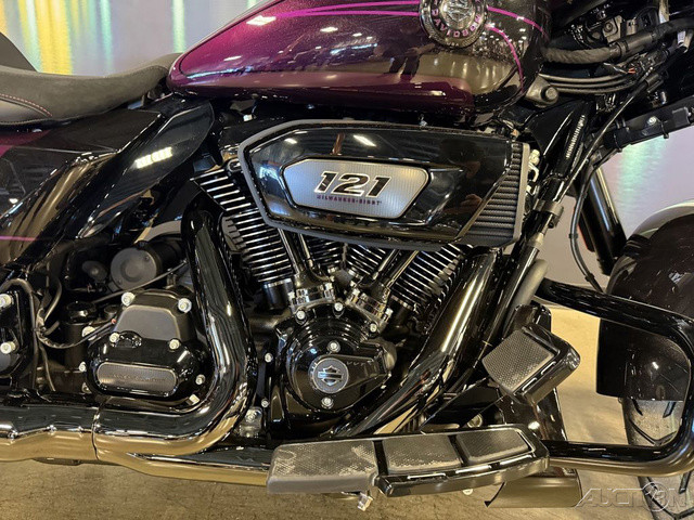 CVO® Street Glide®