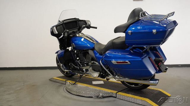 Street Glide® Ultra