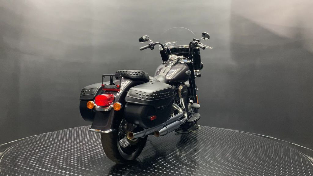 Heritage Classic 114