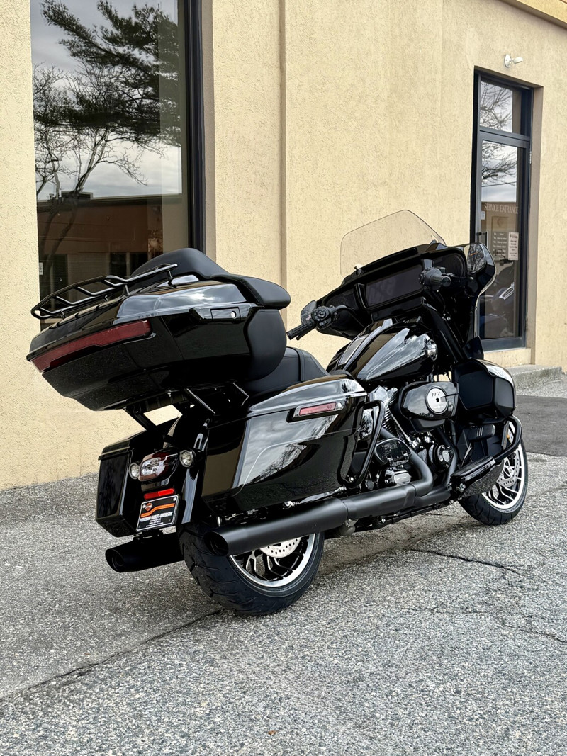 Street Glide® Limited