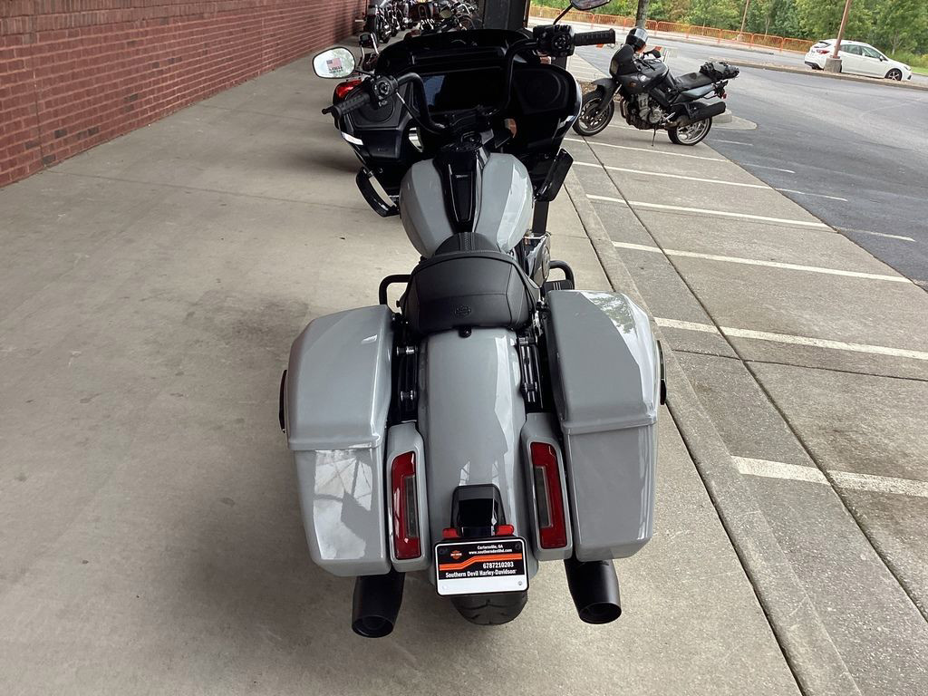 Road Glide®