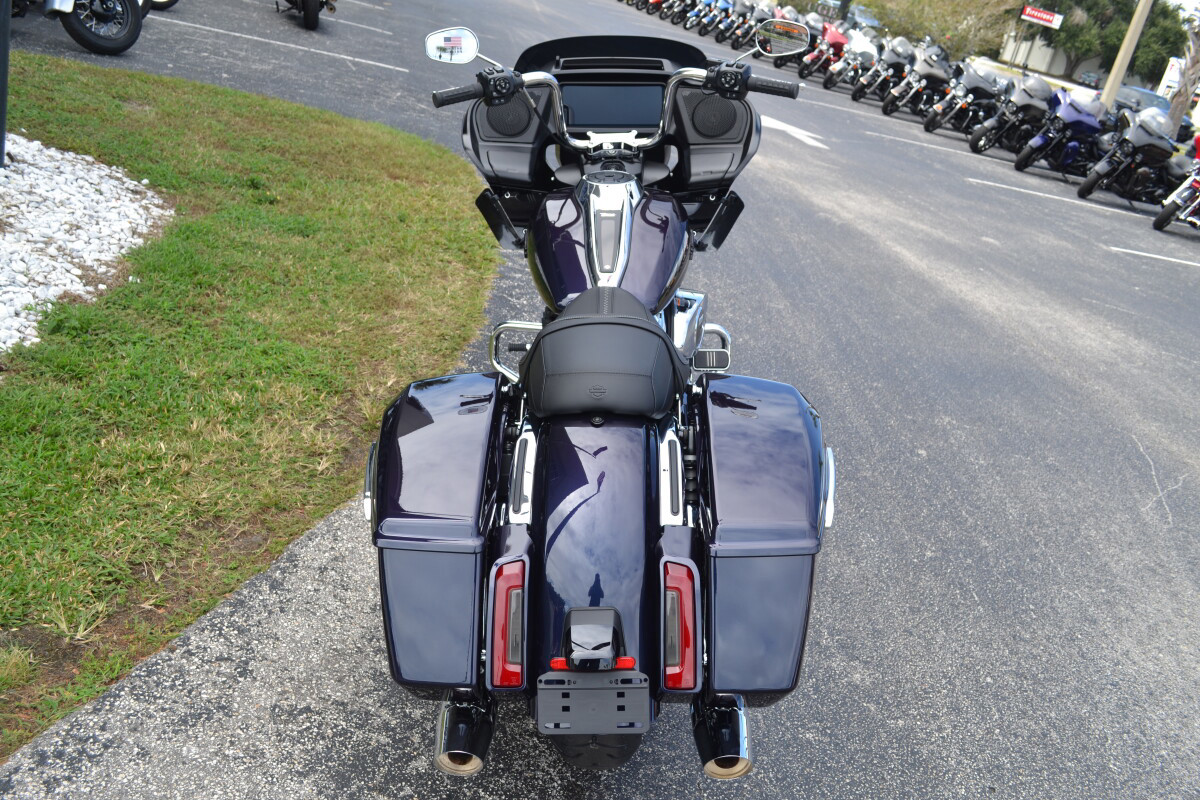 Road Glide®