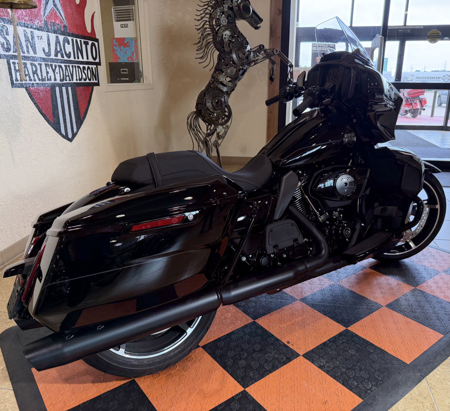 Street Glide® Ultra