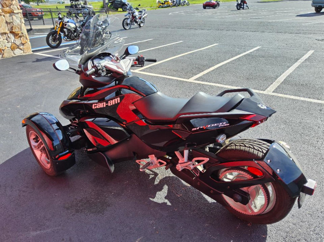 Spyder RS