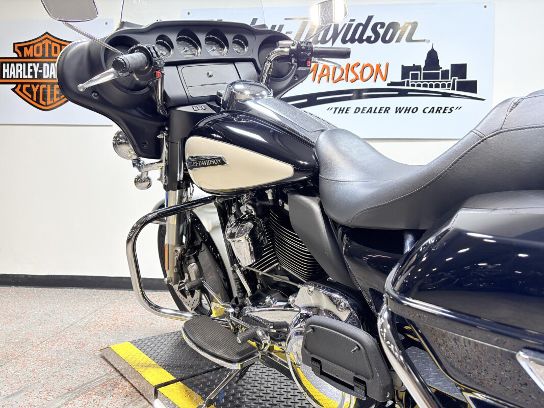 Electra Glide® Police