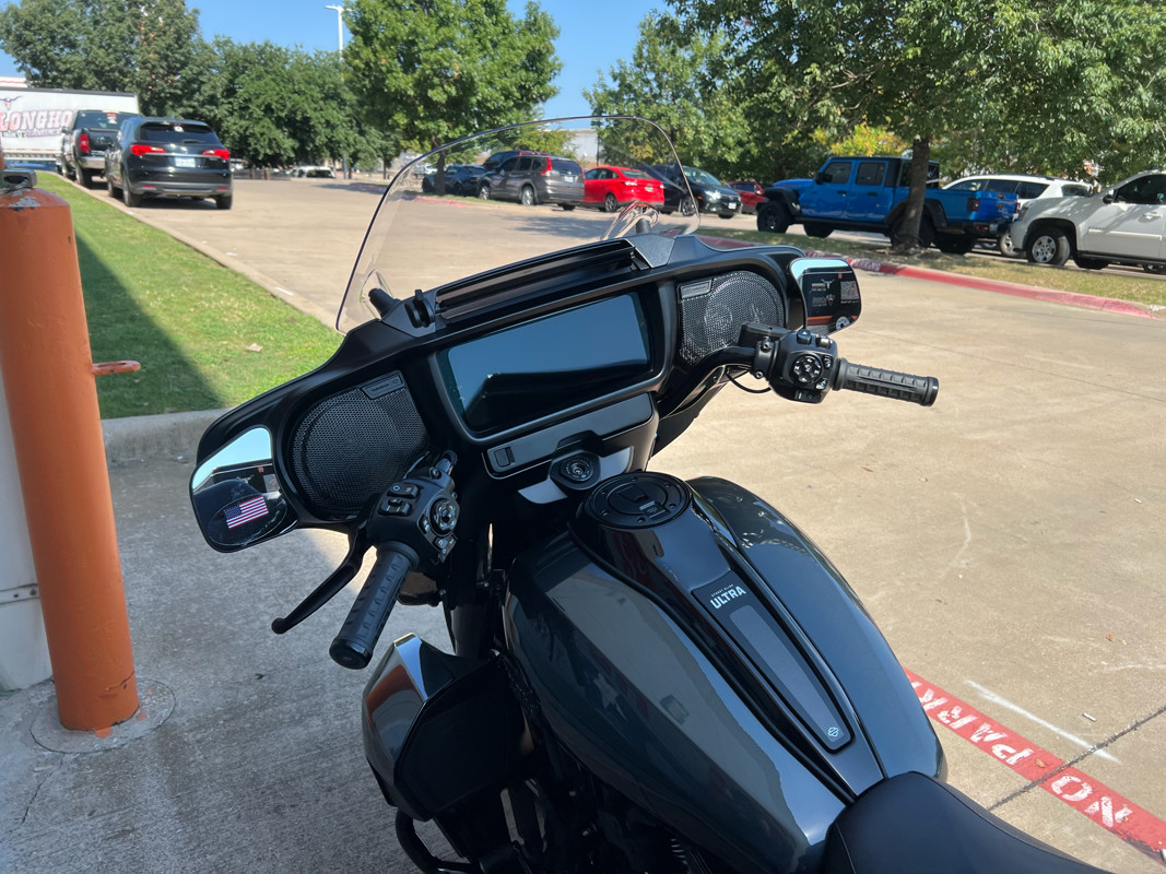 Street Glide® Ultra