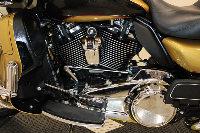 Road Glide® Ultra