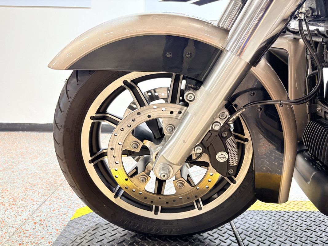 Road Glide® Ultra