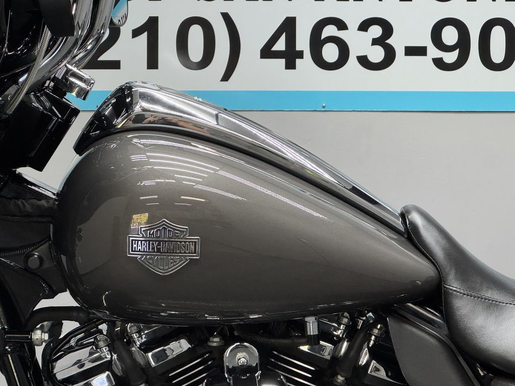 Street Glide® Special