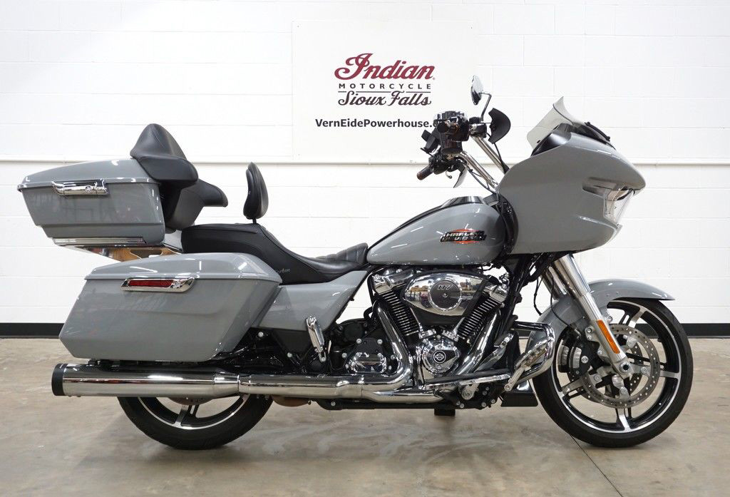 Road Glide®