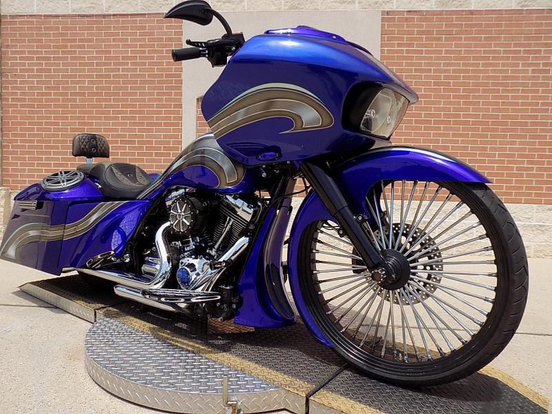 Road Glide®