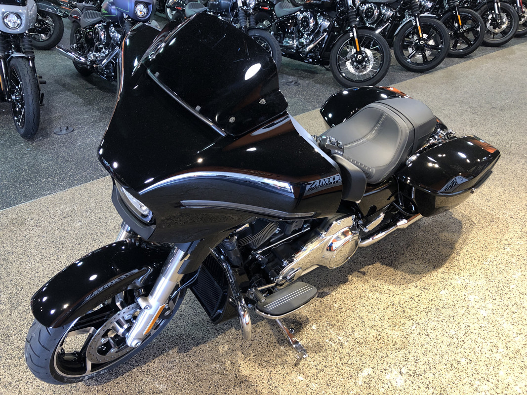 Street Glide®