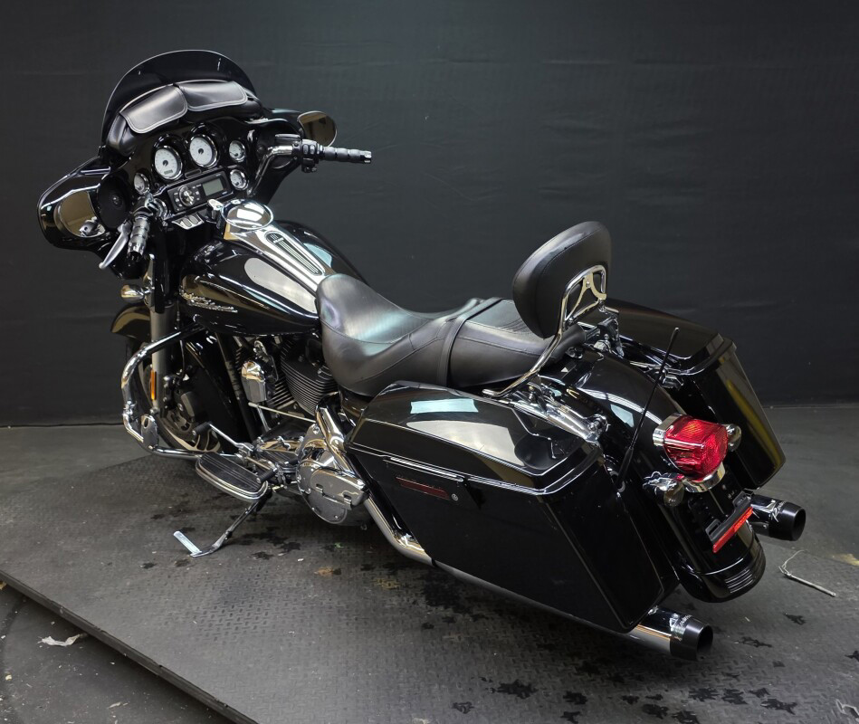Street Glide®