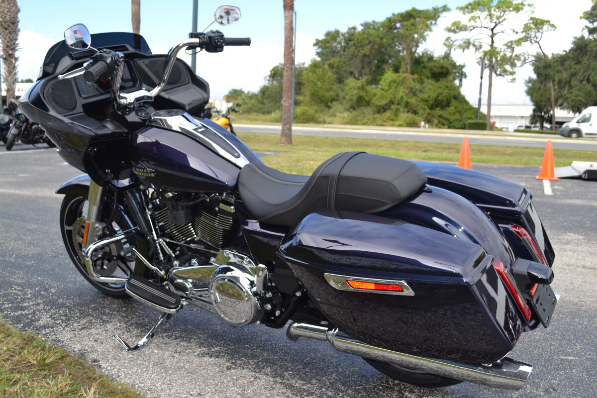 Road Glide®