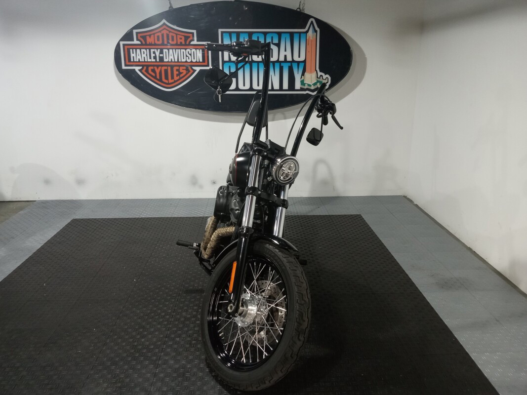 Softail® Street Bob®