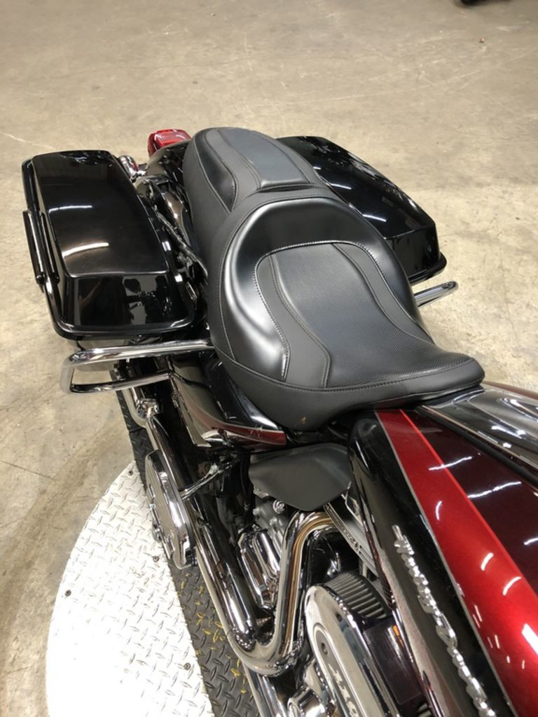 CVO® Ultra Classic® Electra Glide®
