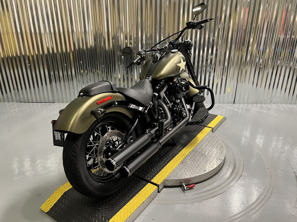 Softail® Slim® S