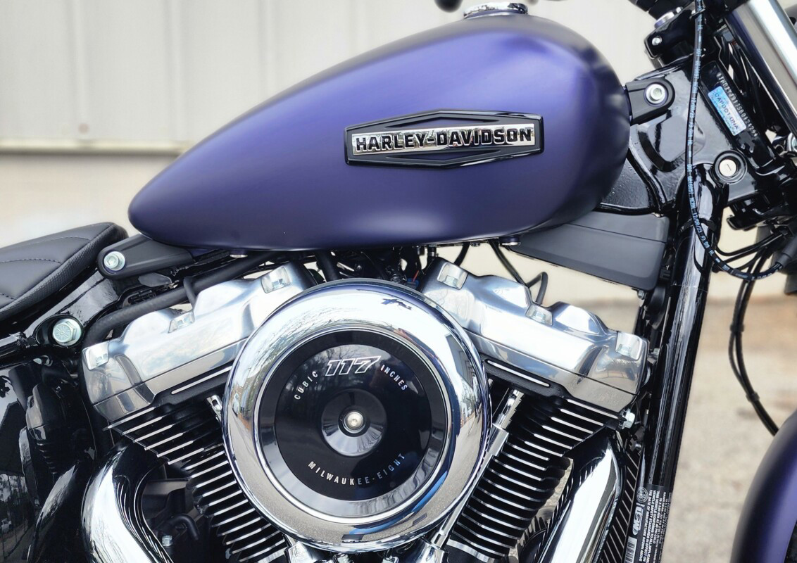 Street Bob®