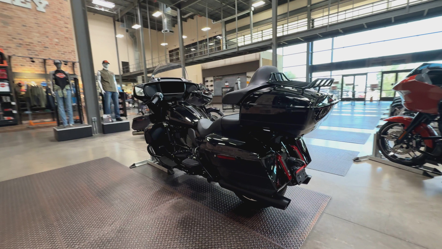 Street Glide® Ultra
